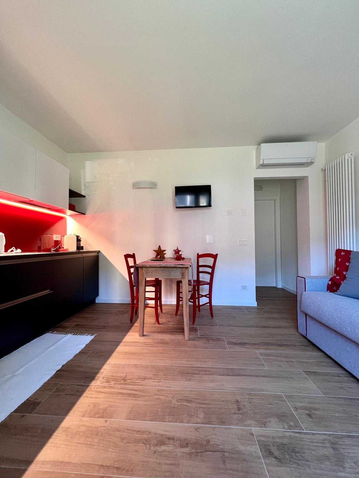 Casa Vacanze La Brenta Chiavenna Exterior photo